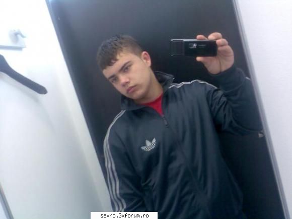 nume: : te las sa afli singura:p 
judet: tulcea
id: va las sa aflati singure :p id-uri de baieti