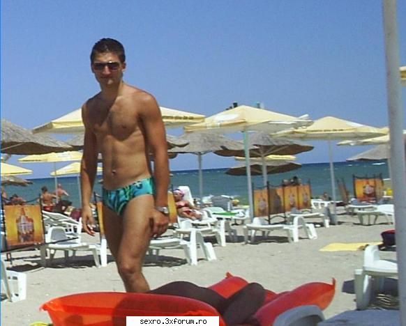 :finger:  :)  =)  :nebun: id-uri de baieti